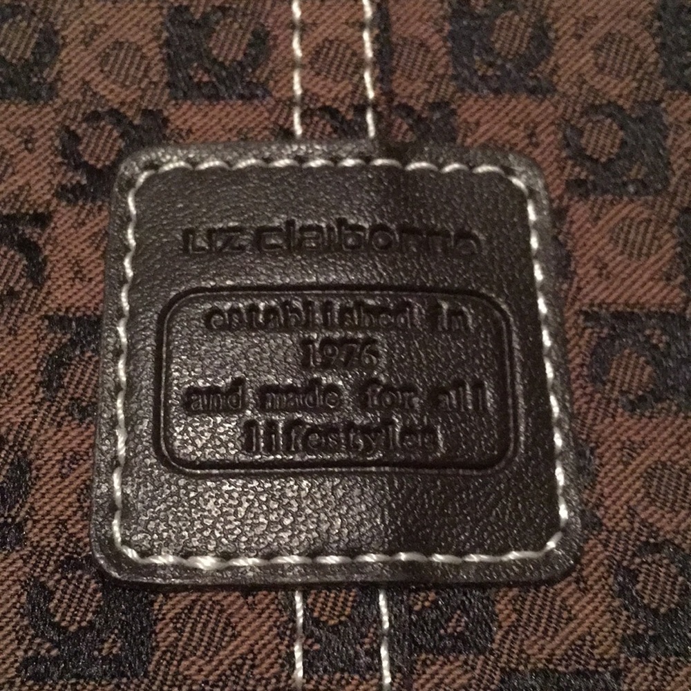 Liz Claiborne Brown Signature Handbag - Picture 6 of 11